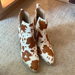Womens cowhide booties